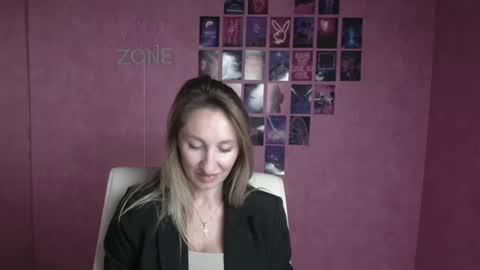 Milena online show from 05-13-26, 05:49