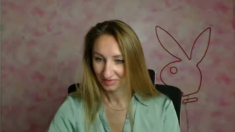 Milena online show from 05-16-26, 05:59