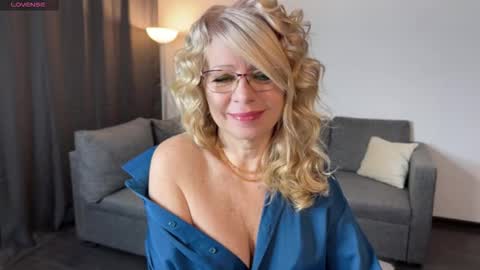 Milena online show from 02-17-26, 05:48