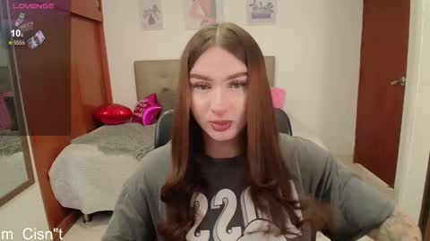 Snapshot of miley_baker chatting on 12-17-24, 01:27 Miley online show from 12-17-24, 01:27
