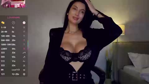 Snapshot of miley_me chatting on 03-14-26, 09:26 M online show from 03-14-26, 09:26