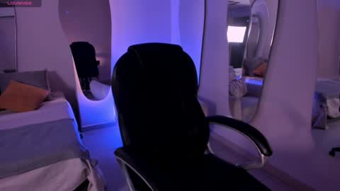 Snapshot of mileycruz_ chatting on 12-13-24, 04:00 Miley Cruz IG miley model23 online show from 12-13-24, 04:00