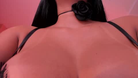 Snapshot of mileycruz_ chatting on 01-28-25, 07:43 Miley Cruz IG miley model23 online show from 01-28-25, 07:43