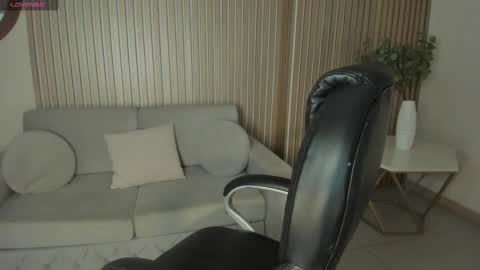 Snapshot of mileycruz_ chatting on 02-20-25, 03:01 Miley Cruz IG miley model23 online show from 02-20-25, 03:01