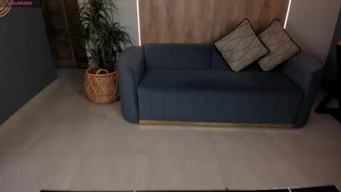 Snapshot of mileycruz_ chatting on 09-12-25, 09:15 Miley Cruz IG miley model23 online show from 09-12-25, 09:15