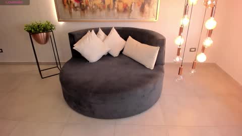 Snapshot of mileycruz_ chatting on 10-23-25, 10:08 Miley Cruz IG miley model23 online show from 10-23-25, 10:08