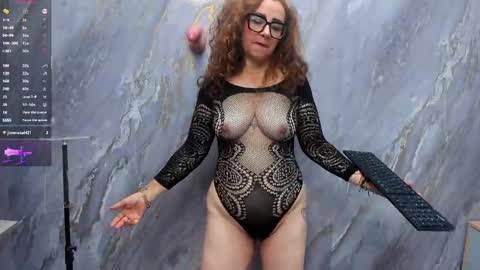 Lili  online show from 04-23-26, 01:57