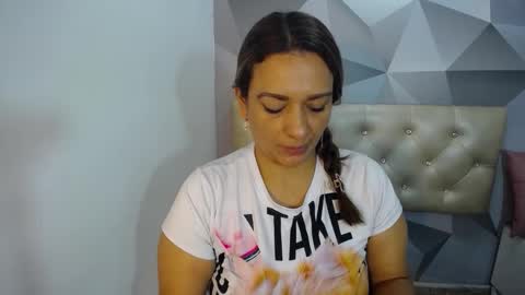 milf_hugeboobs online show from 12-03-25, 10:57