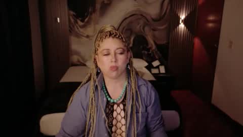 Snapshot of milfarlet chatting on 03-18-26, 03:04 Arlet online show from 03-18-26, 03:04