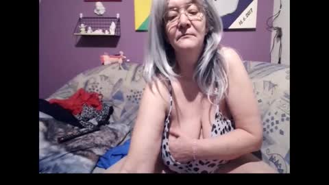 Snapshot of milfchantal chatting on 02-12-25, 04:44 Milfchantal online show from 02-12-25, 04:44