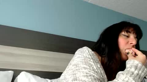 Snapshot of milfmonee chatting on 04-13-26, 06:46 MILF Monee online show from 04-13-26, 06:46