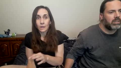 Jessica and Roger online show from 01-08-25, 06:09
