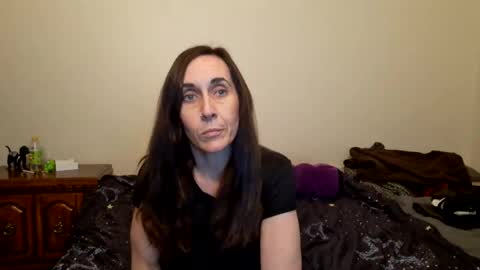 Jessica and Roger online show from 01-14-25, 05:40