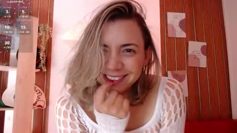 Snapshot of milfsecret69 chatting on 07-19-26, 11:14 Sara online show from 07-19-26, 11:14