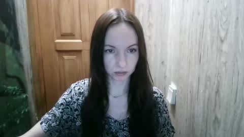 Snapshot of miliah chatting on 01-17-25, 07:38 miliah online show from 01-17-25, 07:38