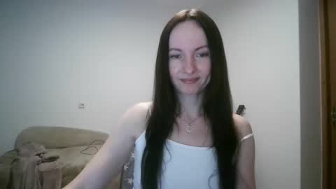 Snapshot of miliah chatting on 09-08-25, 07:13 miliah online show from 09-08-25, 07:13