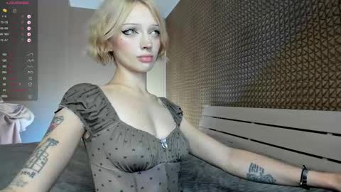 Snapshot of milinamarvelous chatting on 02-21-26, 04:13 Mila 3 aka Deepthroat World Champion online show from 02-21-26, 04:13