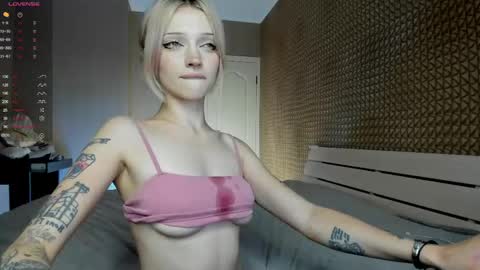 Mila 3 aka Deepthroat World Champion online show from 05-20-26, 01:45