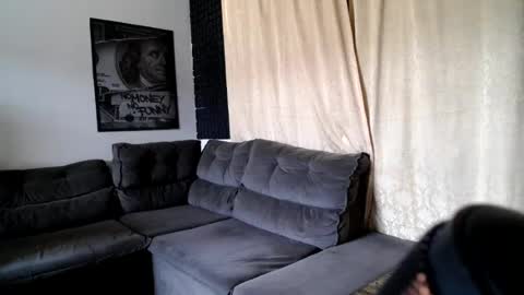 Snapshot of milioncouple chatting on 06-29-26, 02:39 milioncouple online show from 06-29-26, 02:39