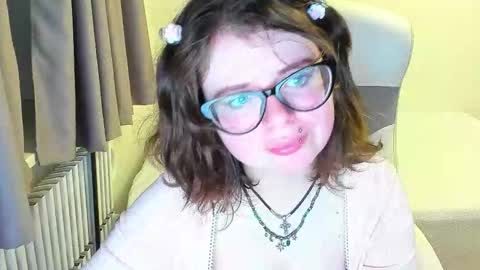 Snapshot of milisasweet chatting on 10-11-25, 07:56 MilisaSweet online show from 10-11-25, 07:56