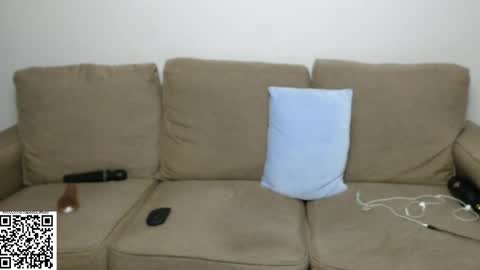 Snapshot of milk_body chatting on 05-25-26, 03:23 milk_body online show from 05-25-26, 03:23