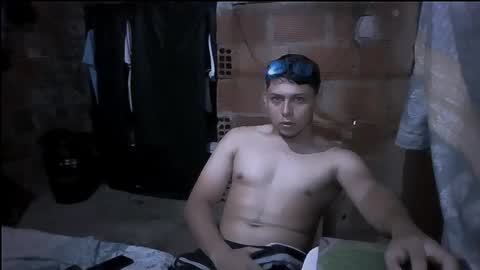 milk_boy25 online show from 10-07-25, 06:49