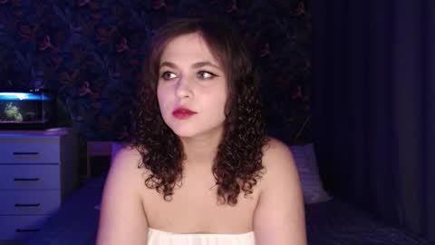 Stella and Neo online show from 09-11-25, 04:23