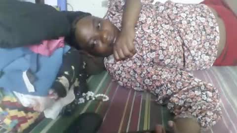 Snapshot of milk_titz chatting on 01-04-25, 02:14 kinwity online show from 01-04-25, 02:14