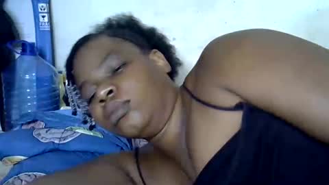 Snapshot of milk_titz chatting on 01-15-25, 11:00 kinwity online show from 01-15-25, 11:00