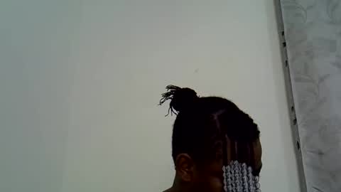 Snapshot of milk_titz chatting on 01-23-25, 08:02 kinwity online show from 01-23-25, 08:02