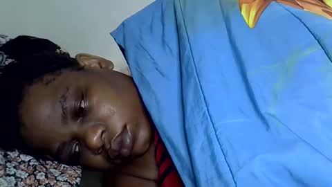 Snapshot of milk_titz chatting on 01-28-25, 03:47 kinwity online show from 01-28-25, 03:47