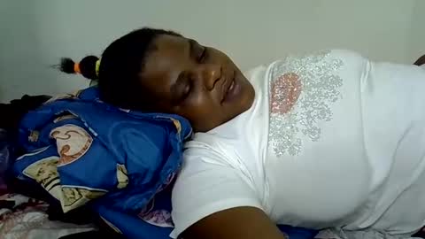 Snapshot of milk_titz chatting on 01-31-25, 01:34 kinwity online show from 01-31-25, 01:34