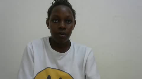 Snapshot of milk_titz chatting on 02-18-25, 11:11 kinwity online show from 02-18-25, 11:11