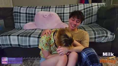 MilkandHoney online show from 11-05-25, 02:44