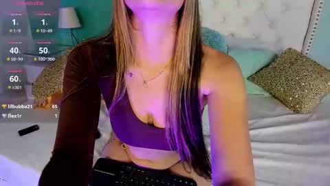 Snapshot of milkavelvett chatting on 03-06-26, 04:25 MiLKa VeLvEtT online show from 03-06-26, 04:25