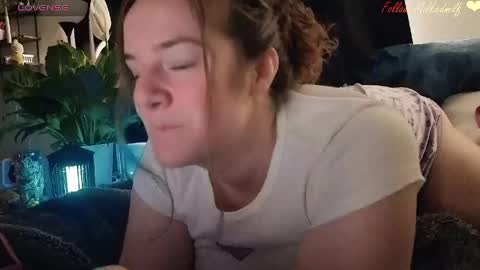Snapshot of milkedmilf chatting on 04-23-26, 03:47 milkedmilf online show from 04-23-26, 03:47