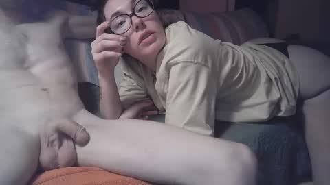 milknhunnny online show from 12-22-25, 04:42