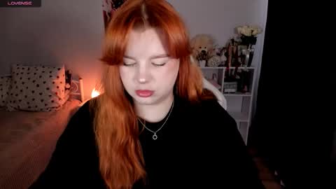 Lisa online show from 11-19-25, 06:02