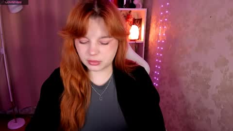 Snapshot of milky_wayx chatting on 04-23-26, 12:29 Lisa online show from 04-23-26, 12:29