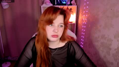 Snapshot of milky_wayx chatting on 04-27-26, 04:54 Lisa online show from 04-27-26, 04:54
