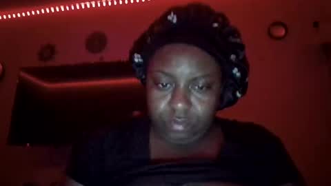 Pretty wet brown online show from 01-13-25, 03:01