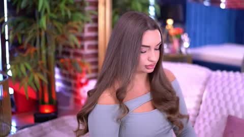 Milla online show from 02-19-26, 06:42