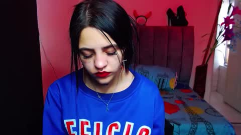 Violeta online show from 10-10-25, 01:32