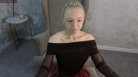 Hello  Im Mila online show from 09-30-25, 08:30