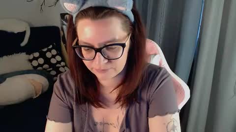 Milla online show from 06-20-26, 03:59