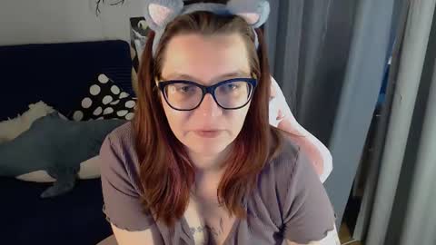 Milla online show from 06-27-26, 02:23