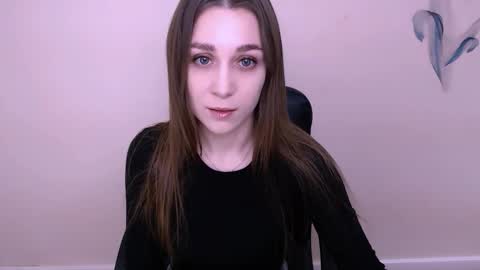 Milla online show from 12-17-25, 09:04