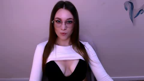 Milla online show from 06-15-26, 09:55