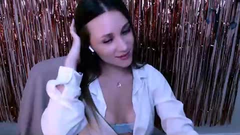Milla online show from 07-07-26, 11:25