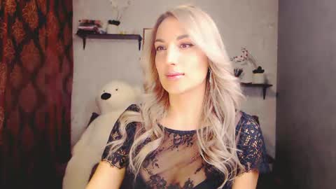 MillaXQueen online show from 02-13-25, 02:09